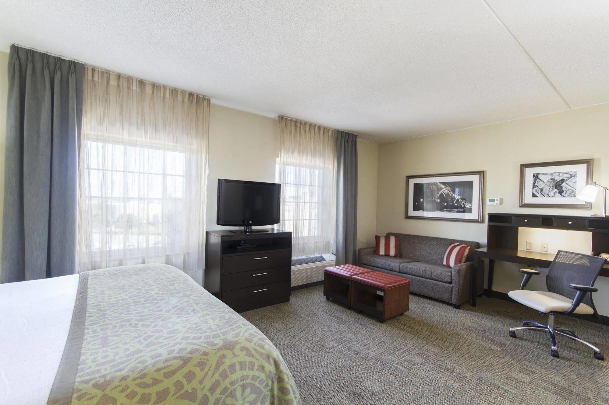 Staybridge Buffalo-amherst By Ihg Hotel Amherst